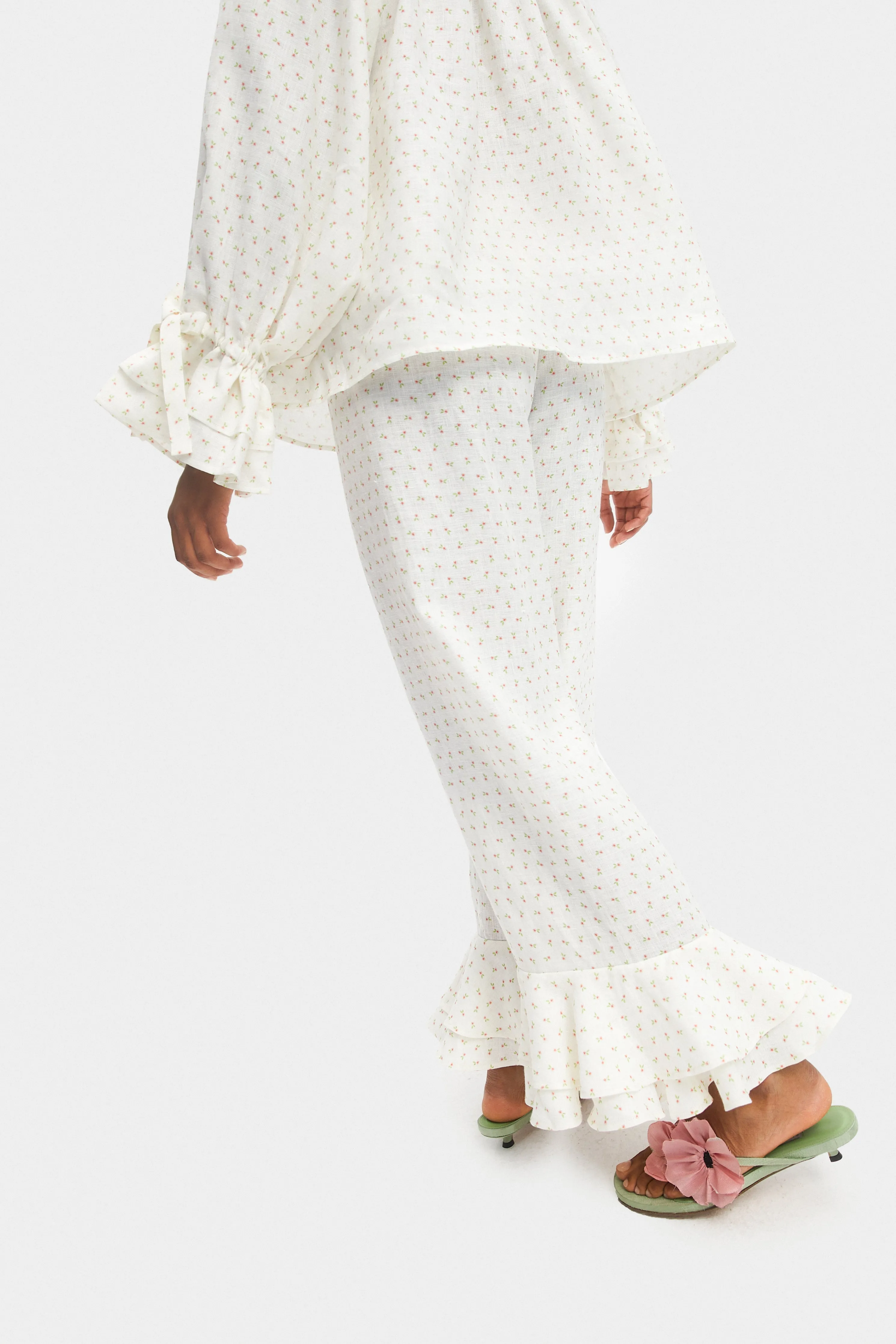 Cha-Cha Linen Lounge Set in Garden Rose