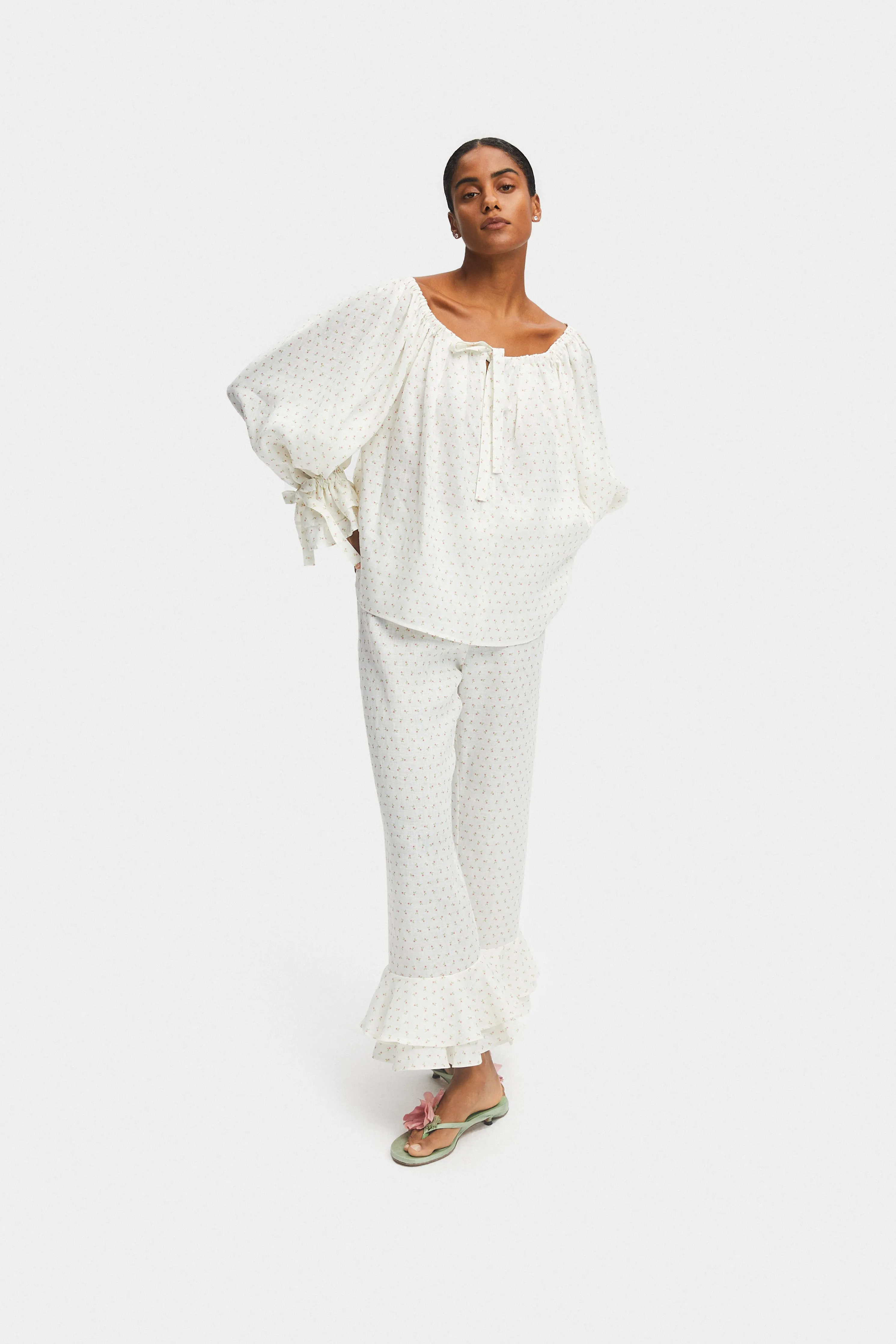 Cha-Cha Linen Lounge Set in Garden Rose