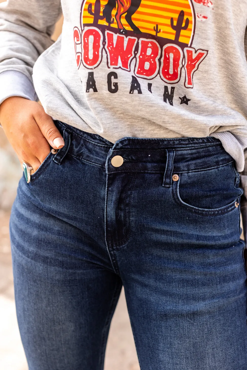 High Rise Buttoned Flared Jeans