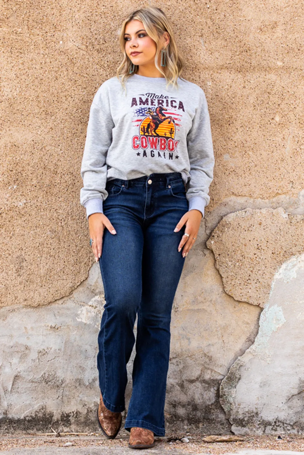 High Rise Buttoned Flared Jeans