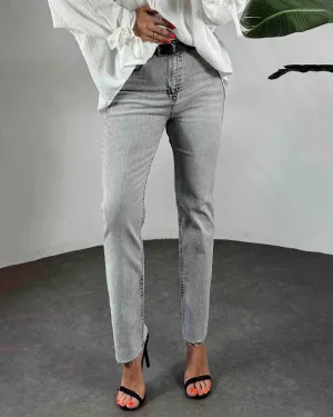 Hochtaillierte Boyfriend Damenjeans Grau
