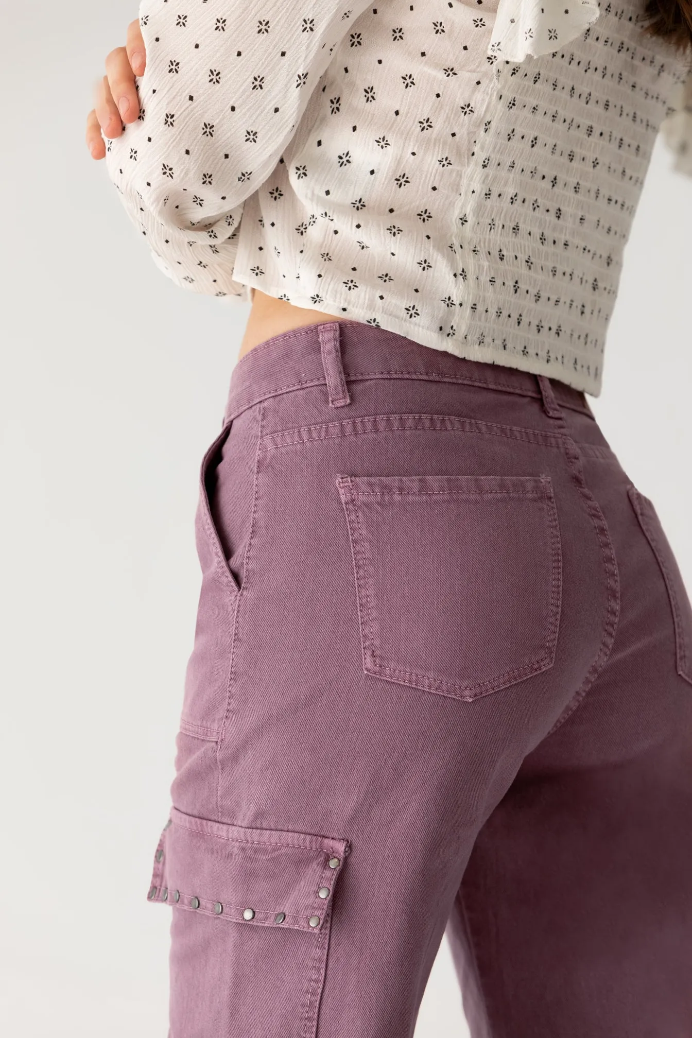 JEANS CULOTTE CARGO TACHAS