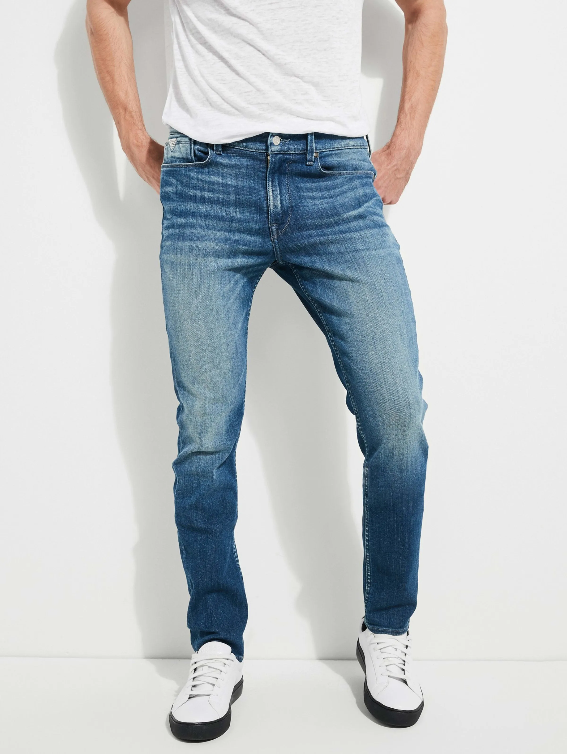 Jeans Guess Slim Tapered Eco" VIERA WASH"