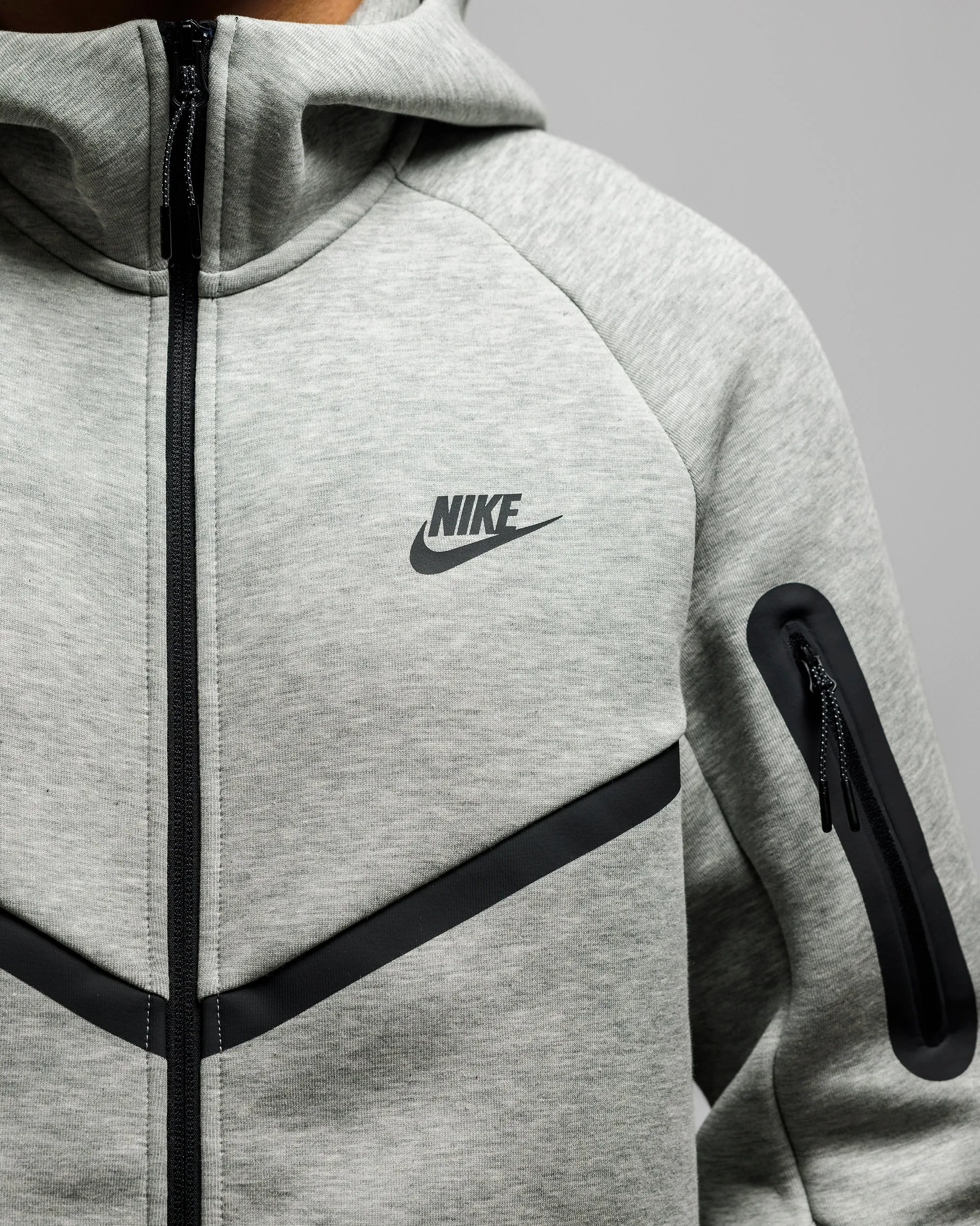 NIKE TECH FLEECE FULL ZIP WIND RUNNER HOODIE