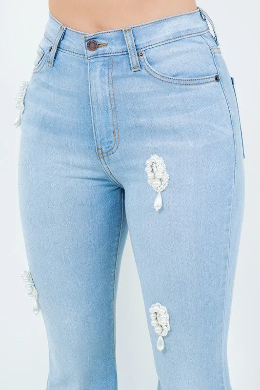 Perla Bell Bottom Jean in Light Wash