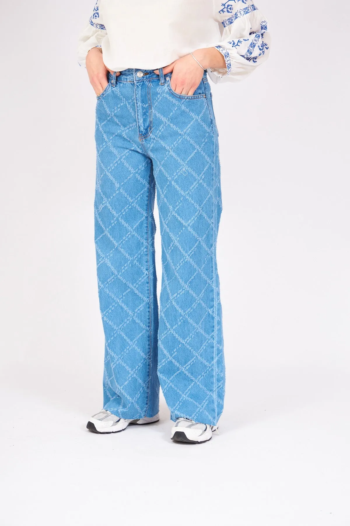 Wide Blue Jeans with Laser Stripes