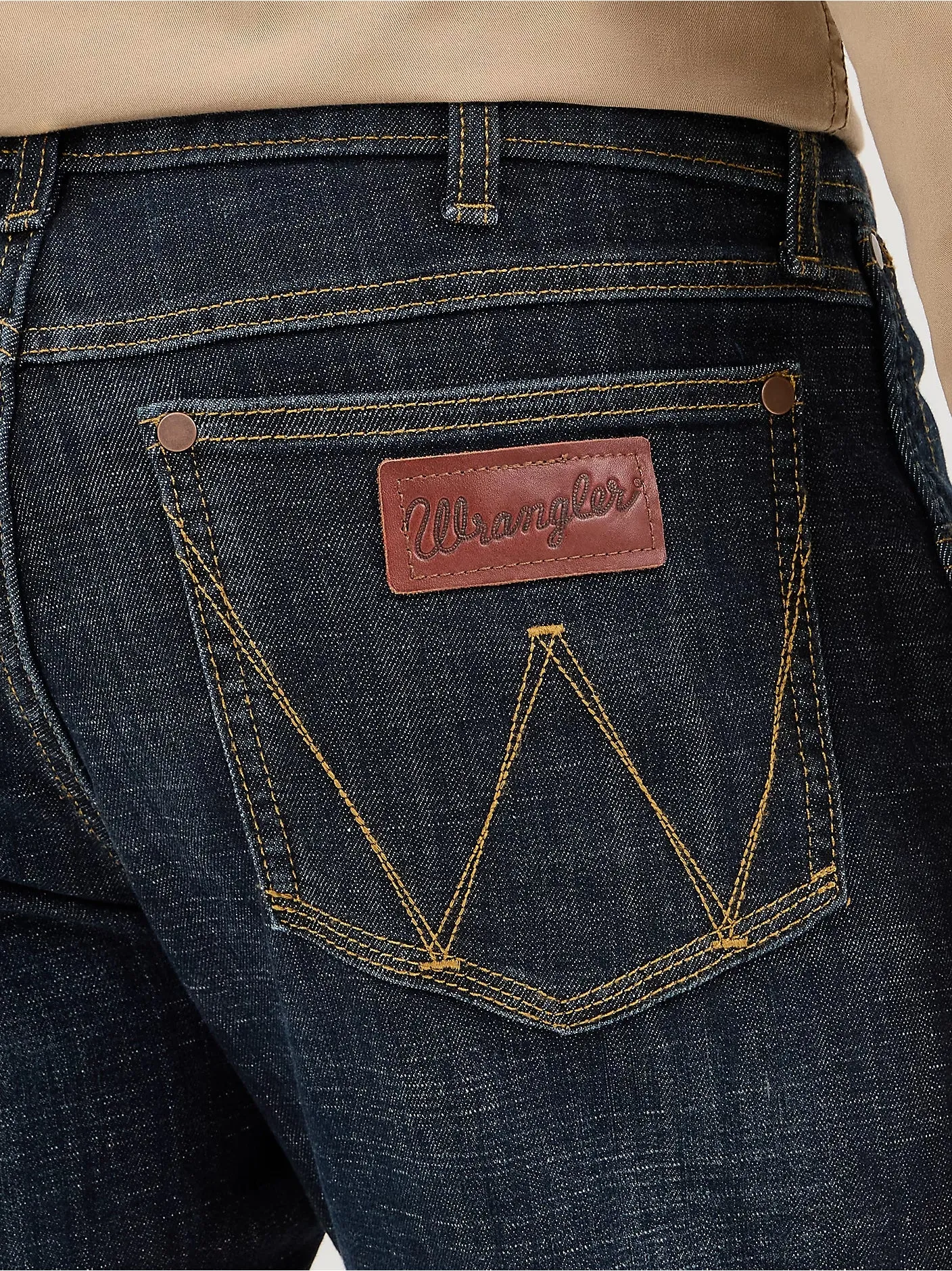Wrangler Retro Slim Fit Bootcut Dax Jeans 77MWZDX